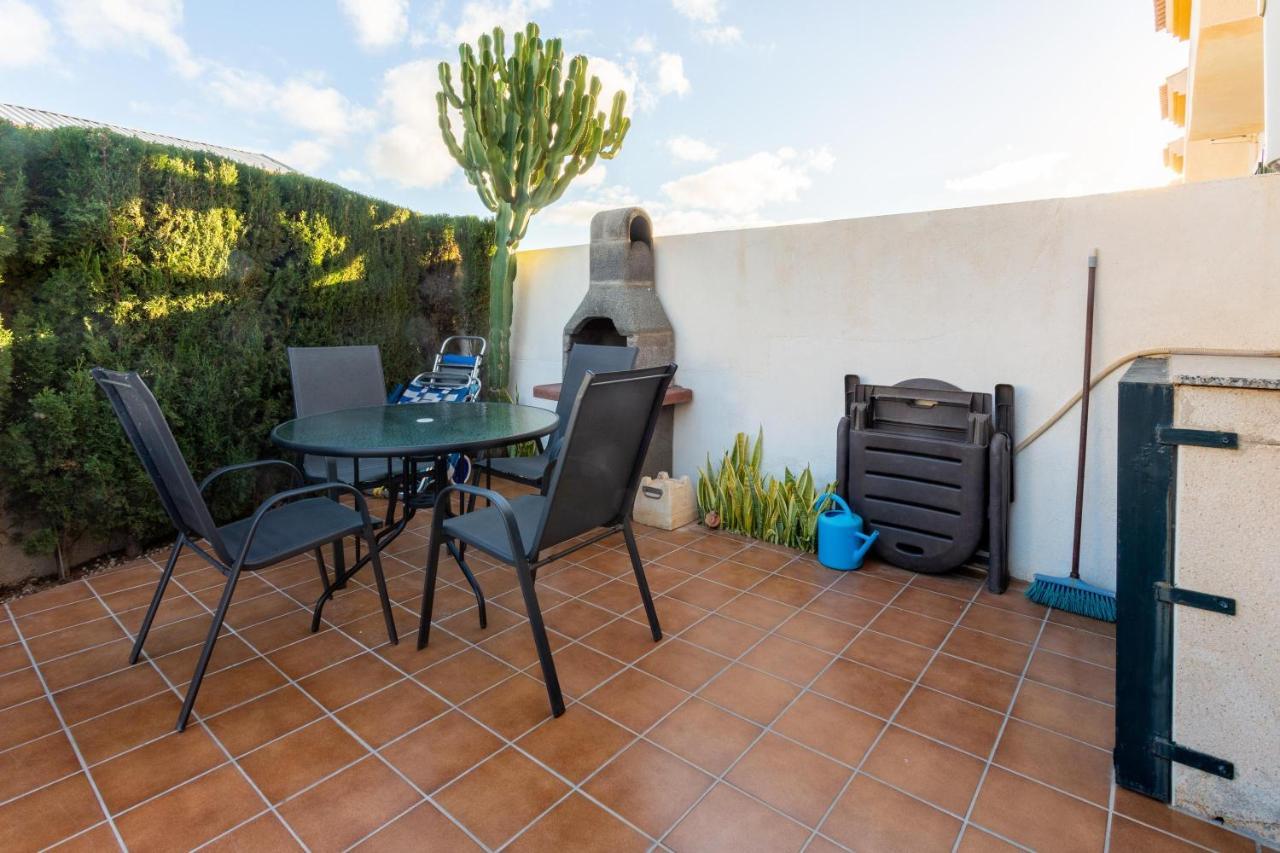 Pool-Side Townhouse In Cabo Roig Villa Orihuela Luaran gambar