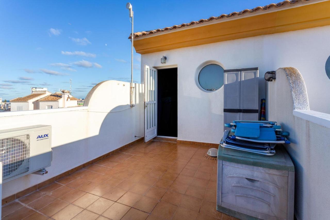 Pool-Side Townhouse In Cabo Roig Villa Orihuela Luaran gambar